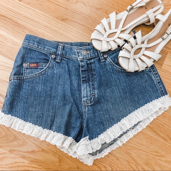 Vintage Lee Denim Jean Shorts Eyelet Trim 321 - Picture 1 of 9